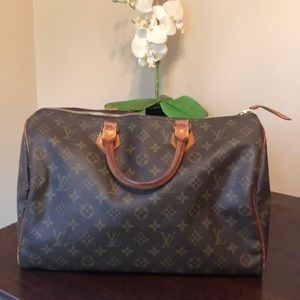 Vintage Louis Vuitton Speedy 35